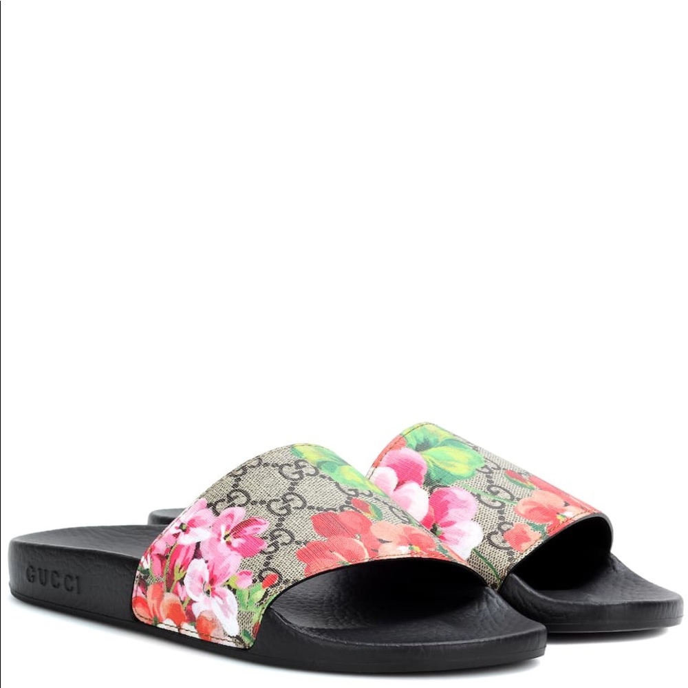 Gucci GG Blooms Supreme Slides Sandals Size 37 🌸☘️🌺